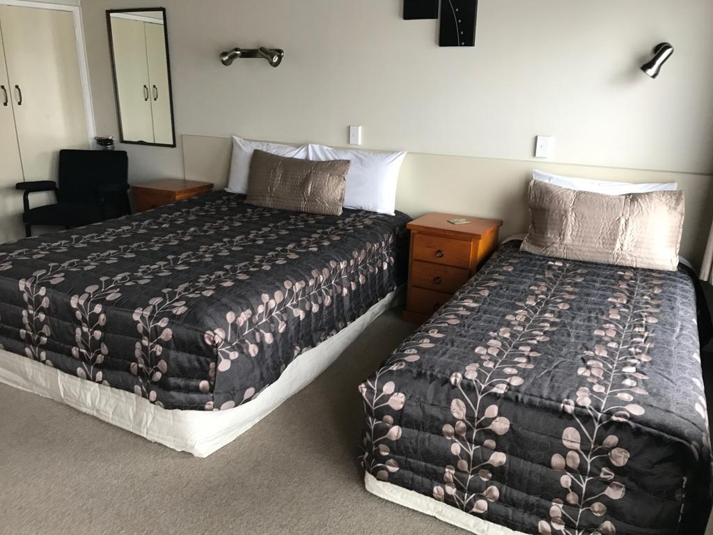 观光阁汽车旅馆 卡塔尼 外观 照片